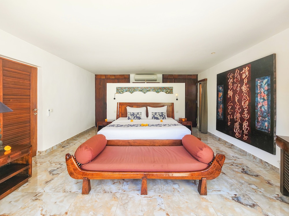 5 BEDROOMS, LUXURY, VILLA, POOL VIEW, PRIVATE POOL