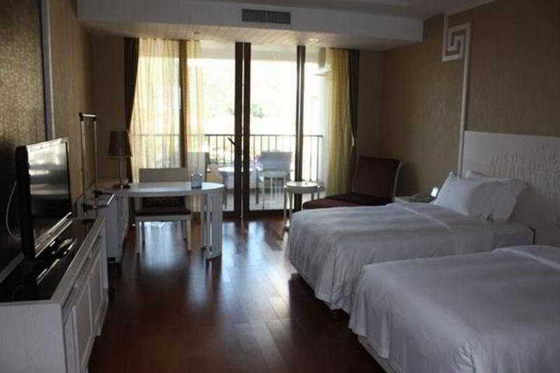 LUHUITOU GUESTHOUSE AND RESORT SANYA 3/17