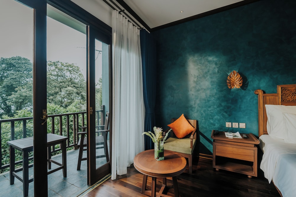 Amour Resort Bavi 22/50