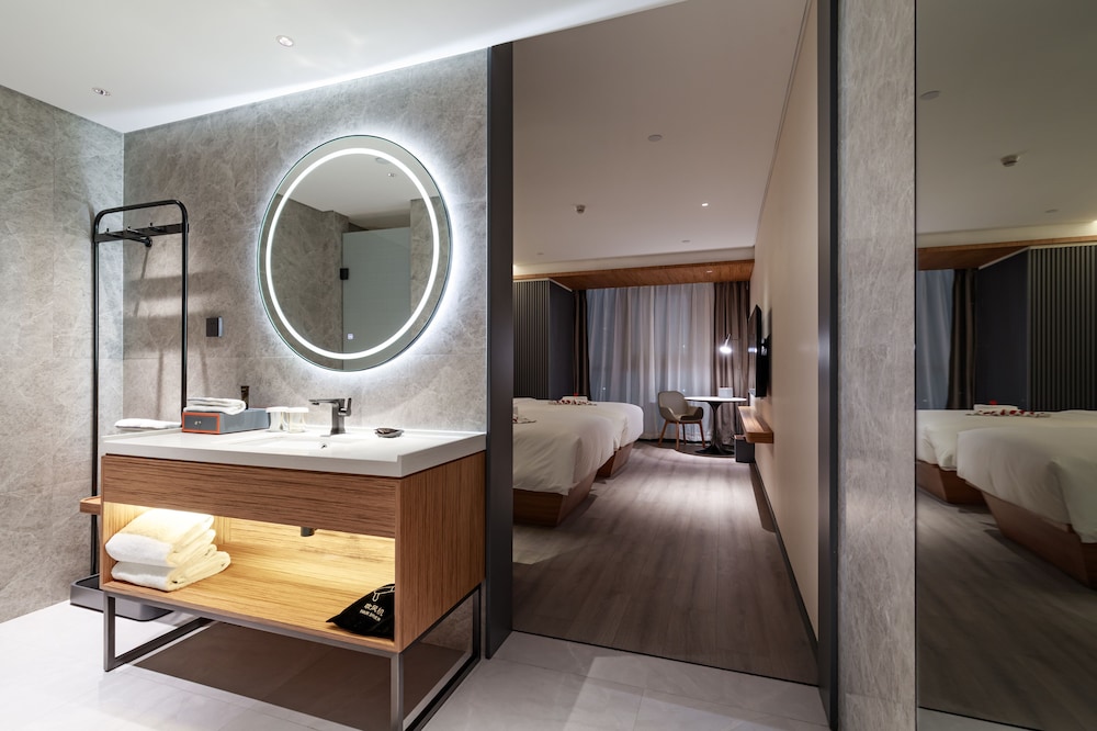 UrCove by Hyatt Nanjing South Railway Station 47/50