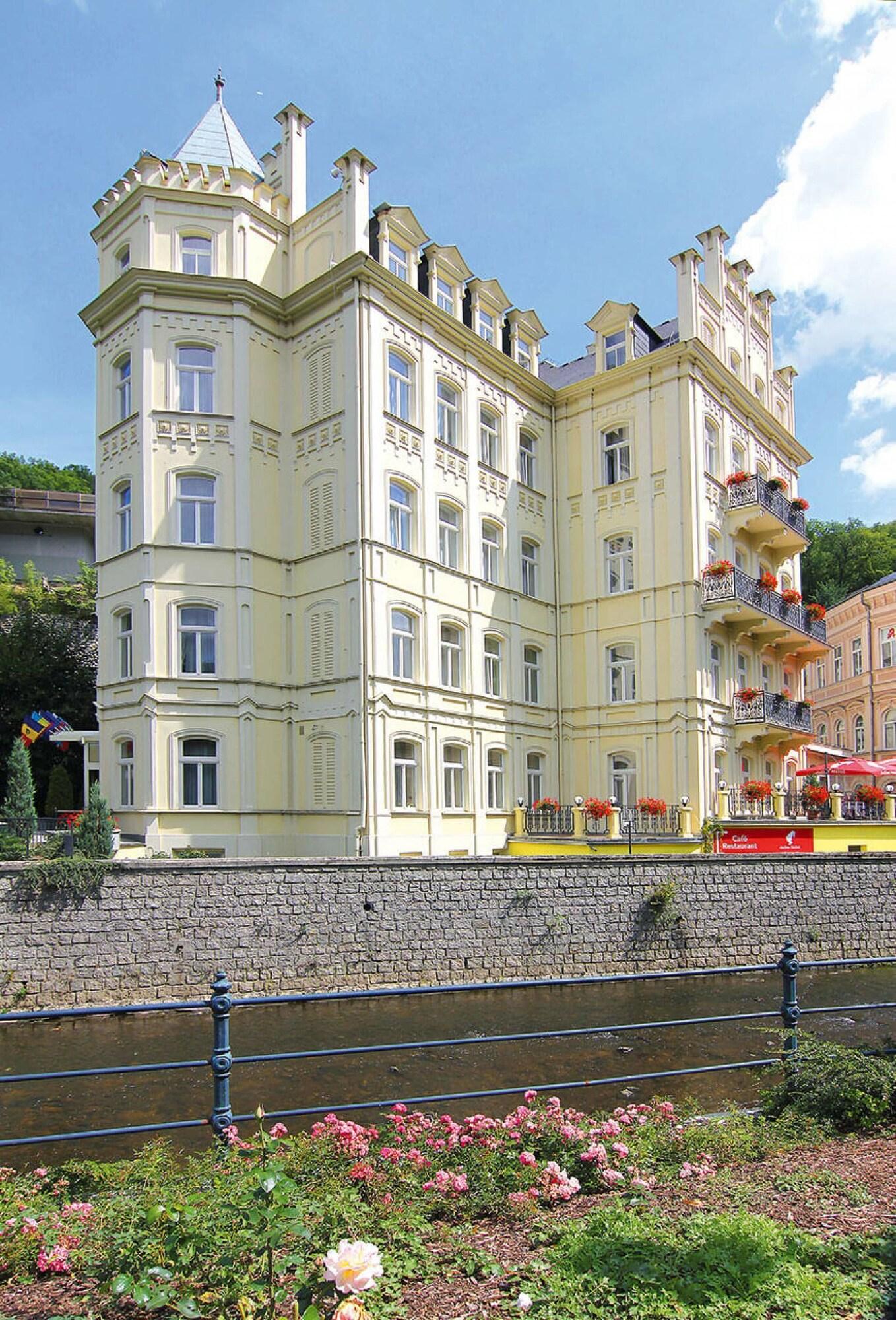 Hotel Pavlov 4/50