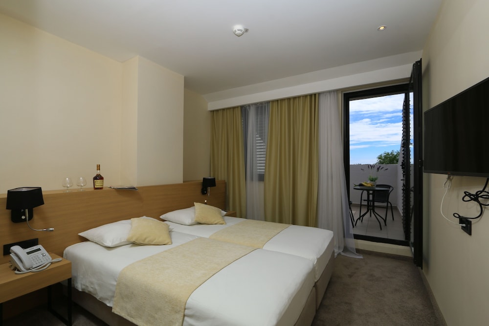 Aminess Liburna Hotel 9/67