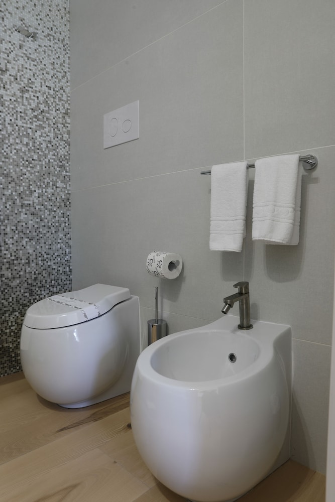 Astrea Wellness & Spa 47/49