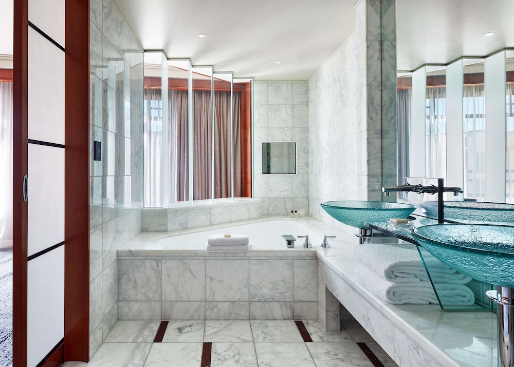 Park Hyatt Melbourne 74/74
