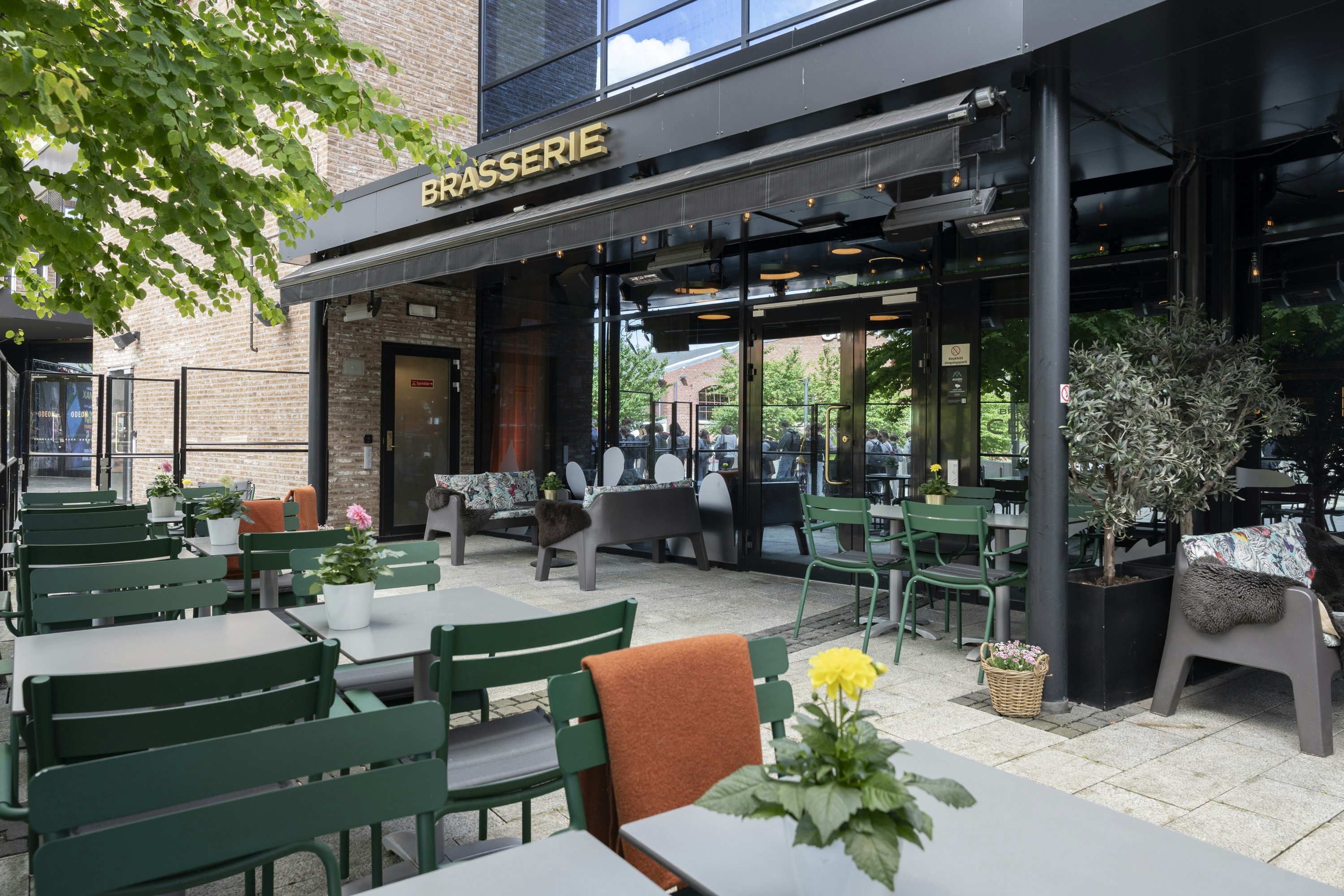 Thon Hotel Storo 48/76