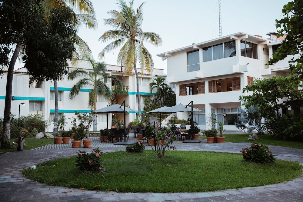 Hotel Suites Villasol 9/101
