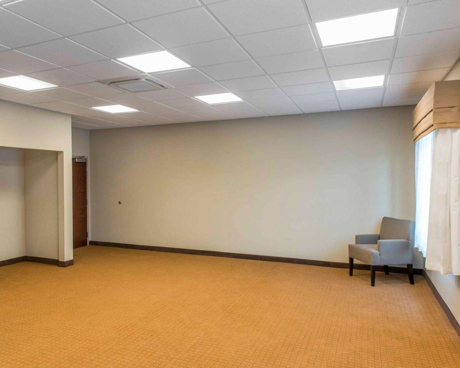 Sleep Inn & Suites Defuniak Springs - Crestview 8/12
