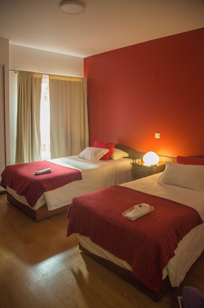 Room, Twin Beds