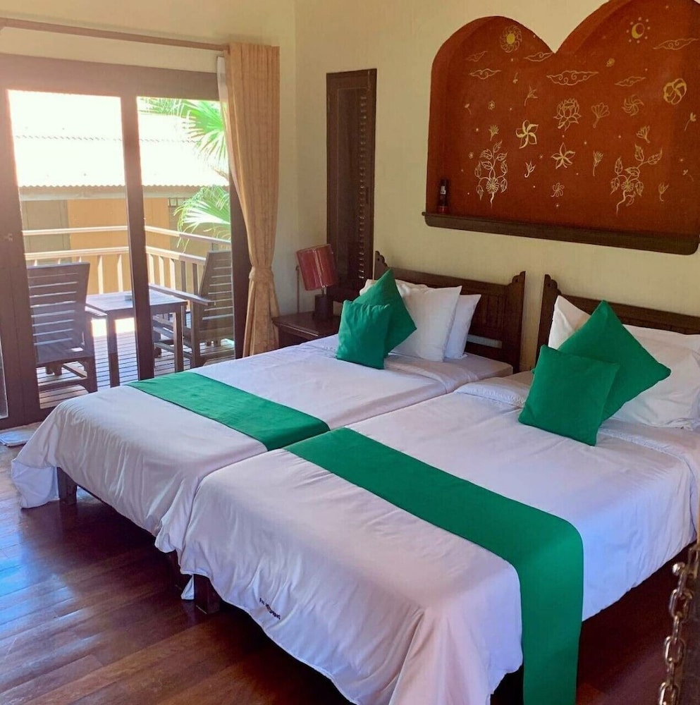 Pai Hotsprings Spa Resort 12/49