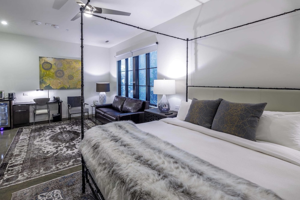1 BEDROOM, SUPERIOR, SUITE, ACCESSIBLE