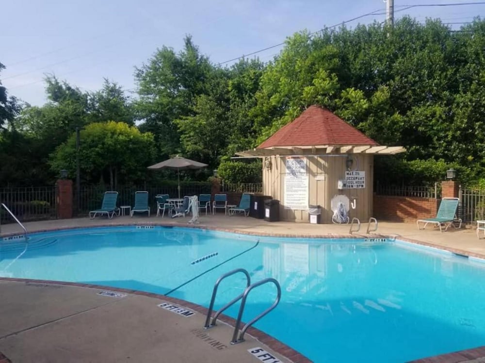 Comfort Inn & Suites Gainesville, GA 5/60