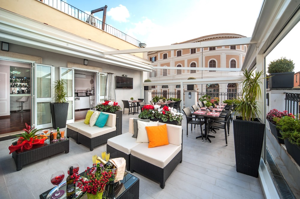 Relais Trevi 95 Boutique Hotel 62/74