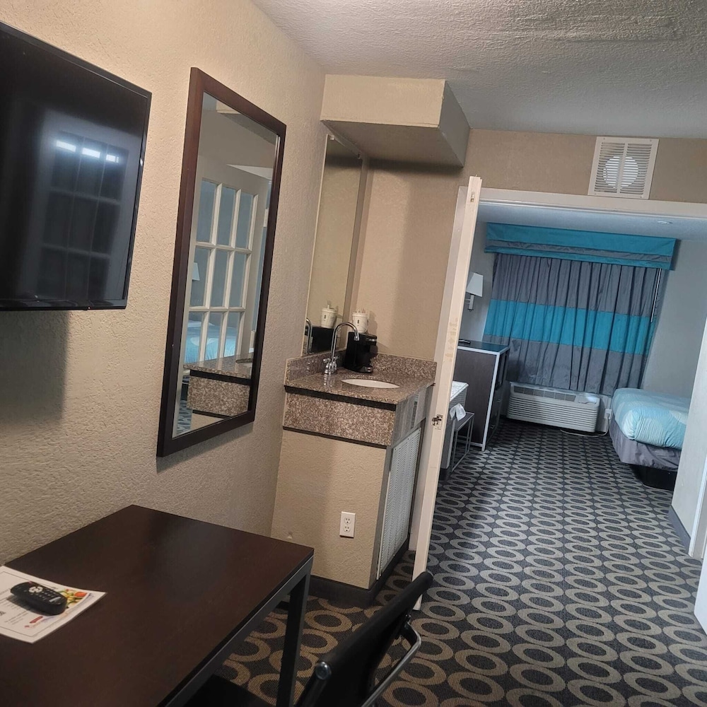 Travelodge by Wyndham San Antonio Downtown Northeast 35/35