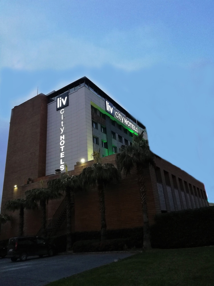 Liv City Hotels 5/69