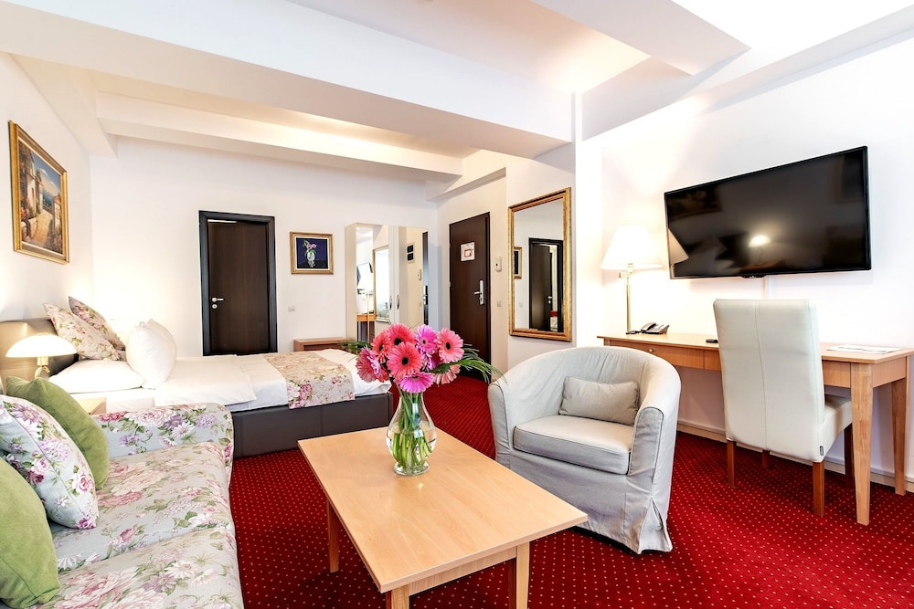 Bucur Accommodation 26/46