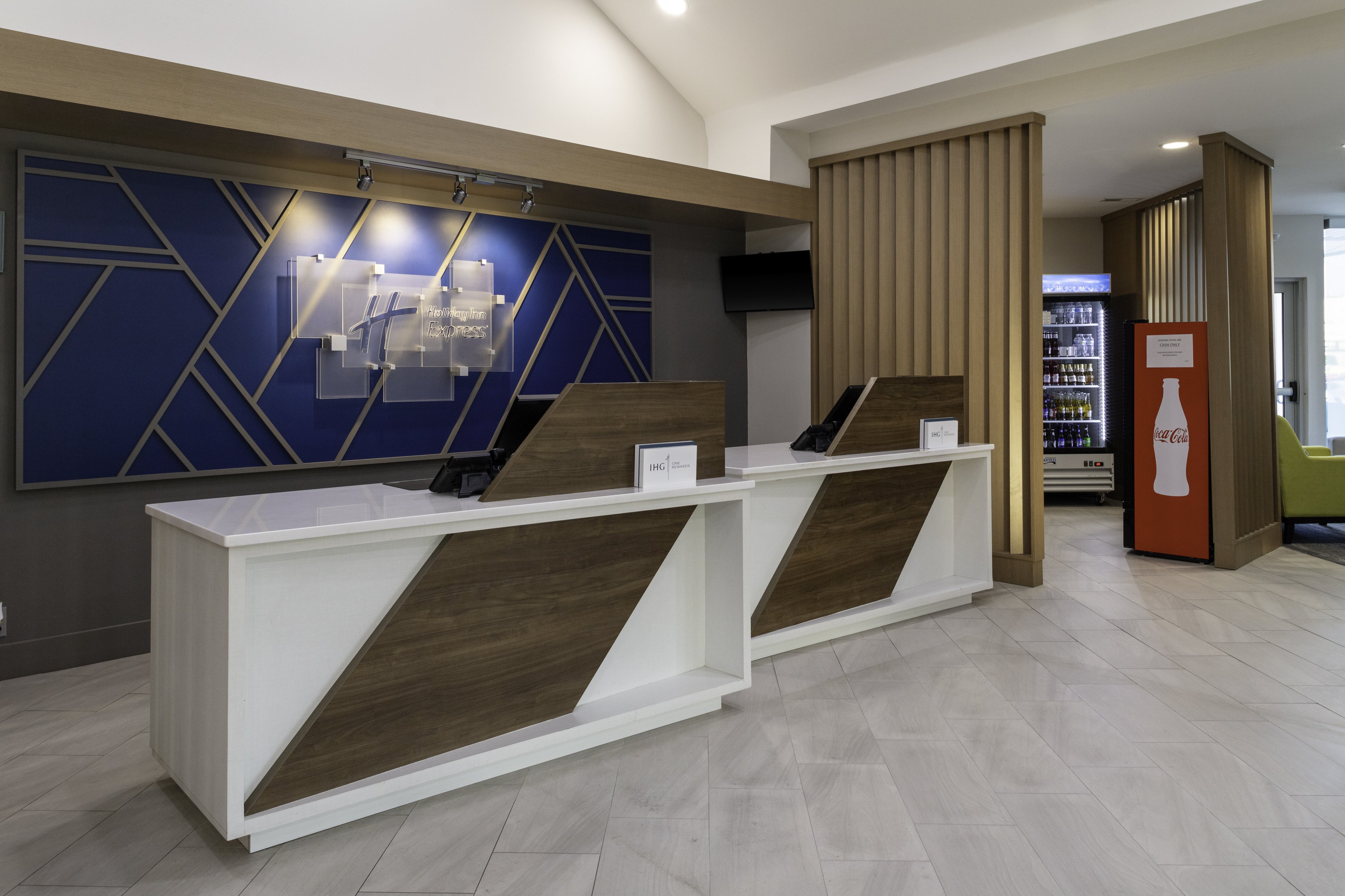 Holiday Inn Express Rocky Mount - Sports Center 8/50