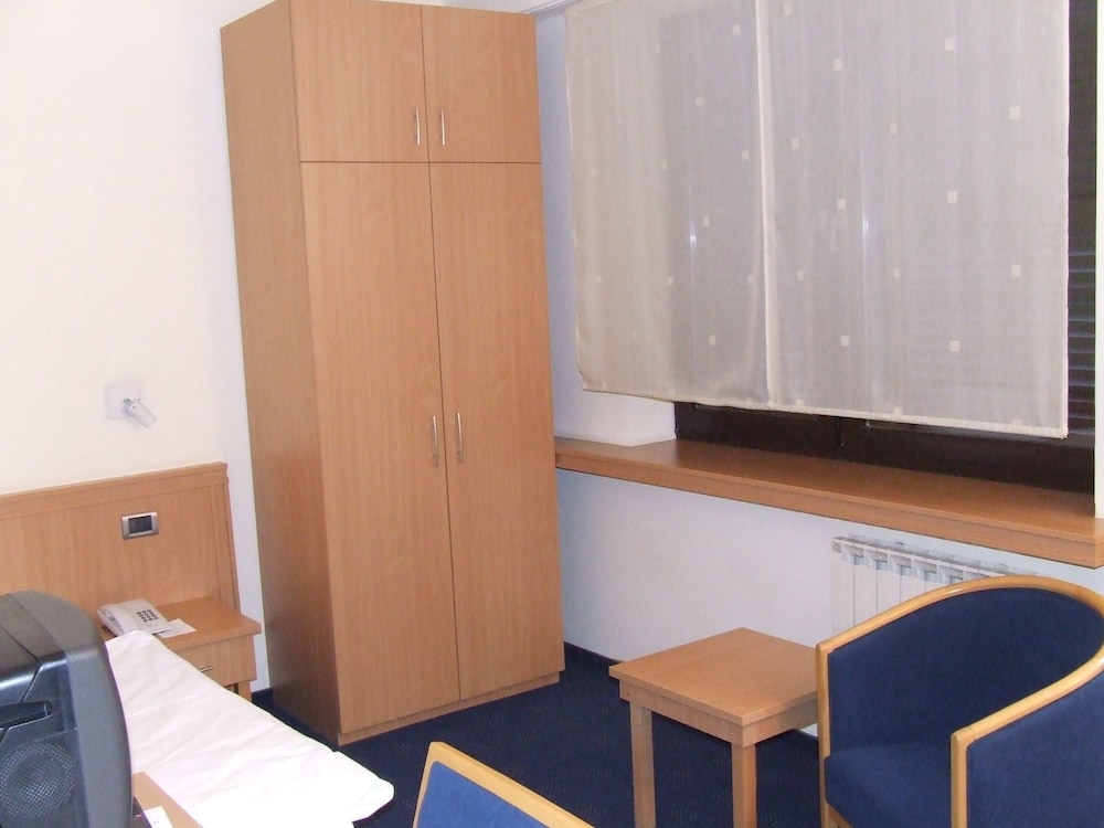 Hotel Tomislavov Dom 14/67