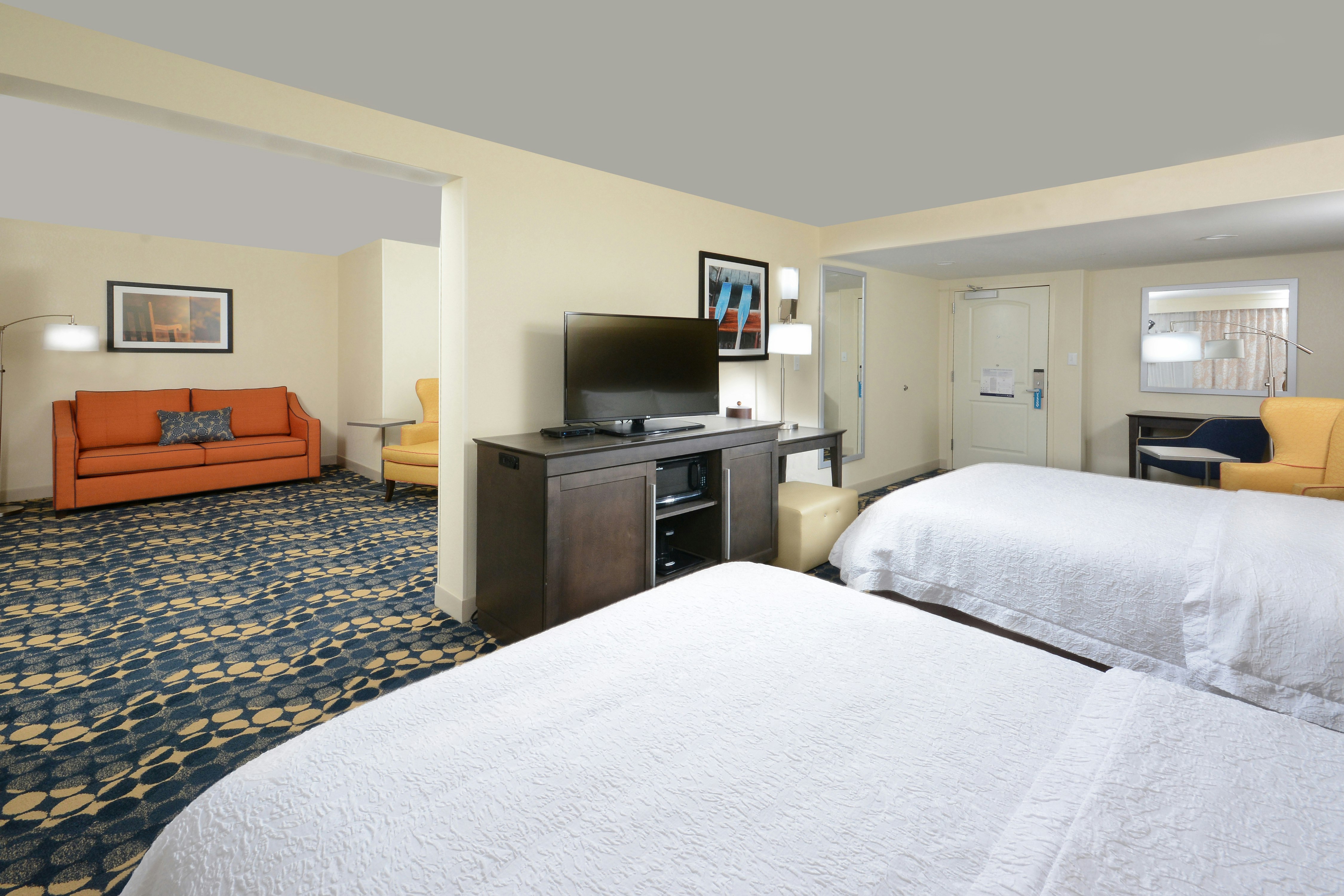 Hampton Inn Roxboro 11/47