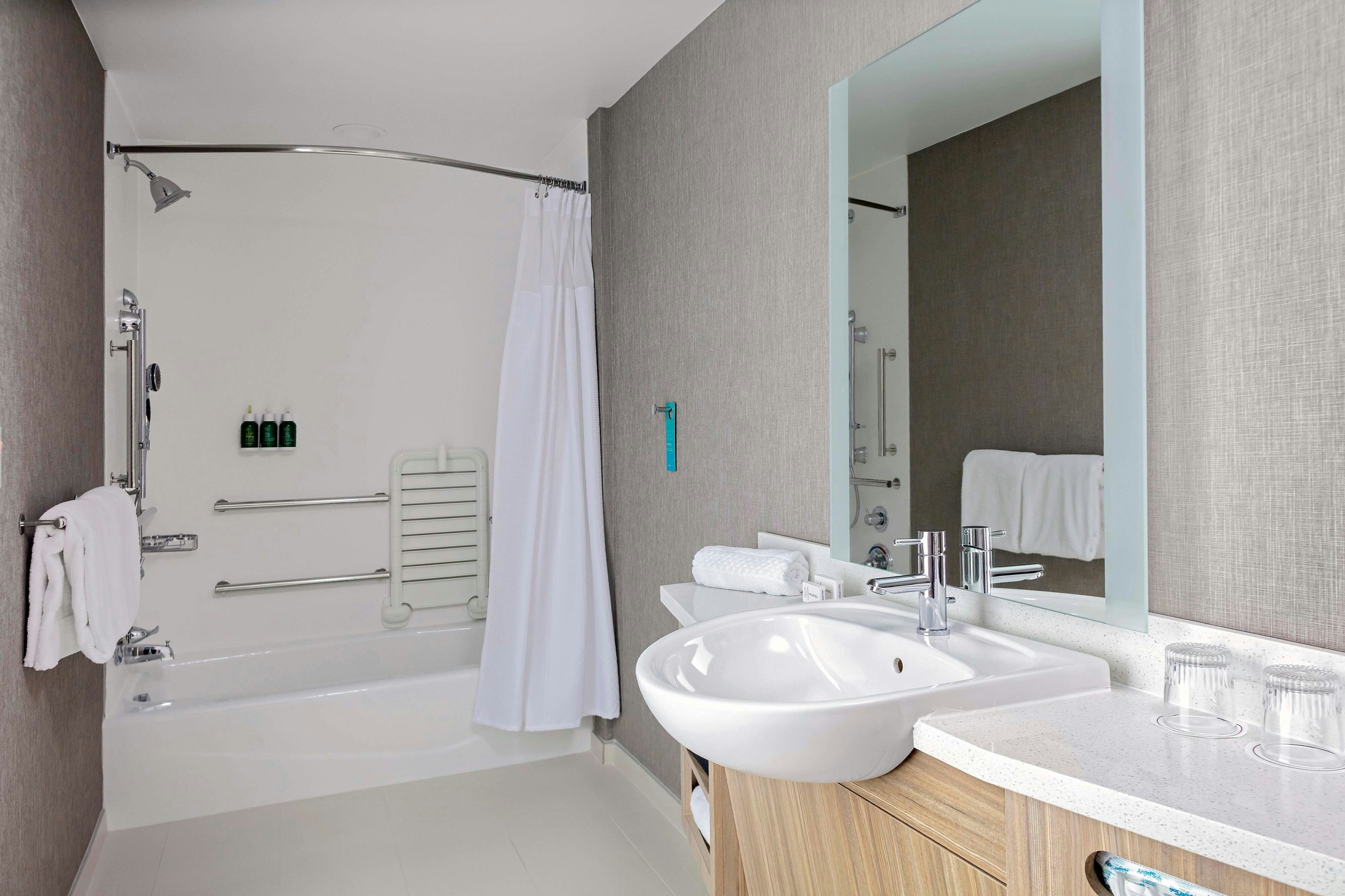 جناح بسريرين كوين، SpringHill Suites by Marriott Kansas City Plaza 4/5