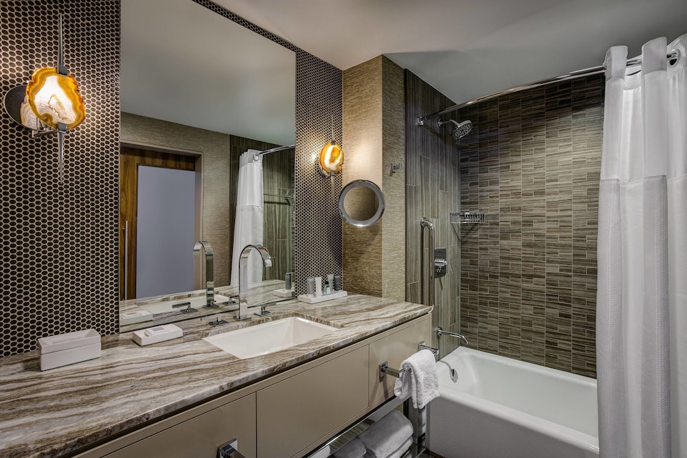 JW MARRIOTT AUSTIN 33/75