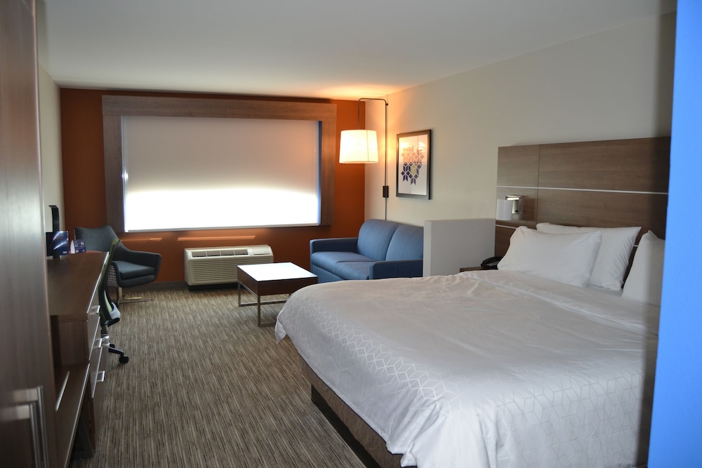 Holiday Inn Express & Suites Goodlettsville N - Nashville 20/54