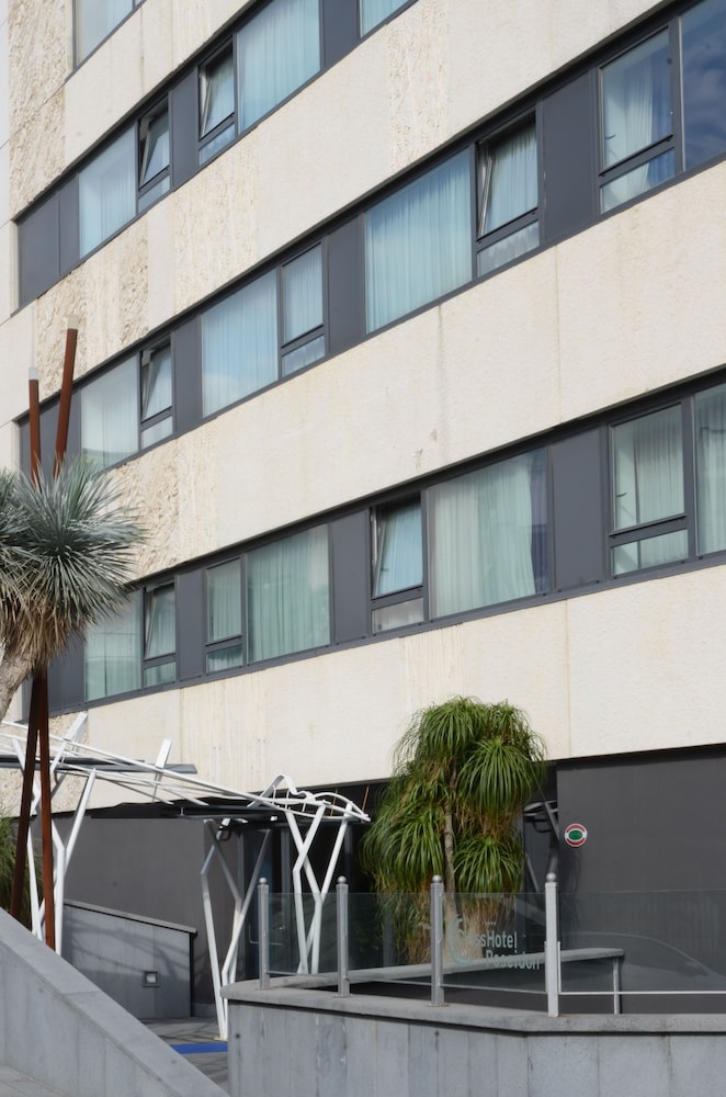 Hotel Poseidon 4/73