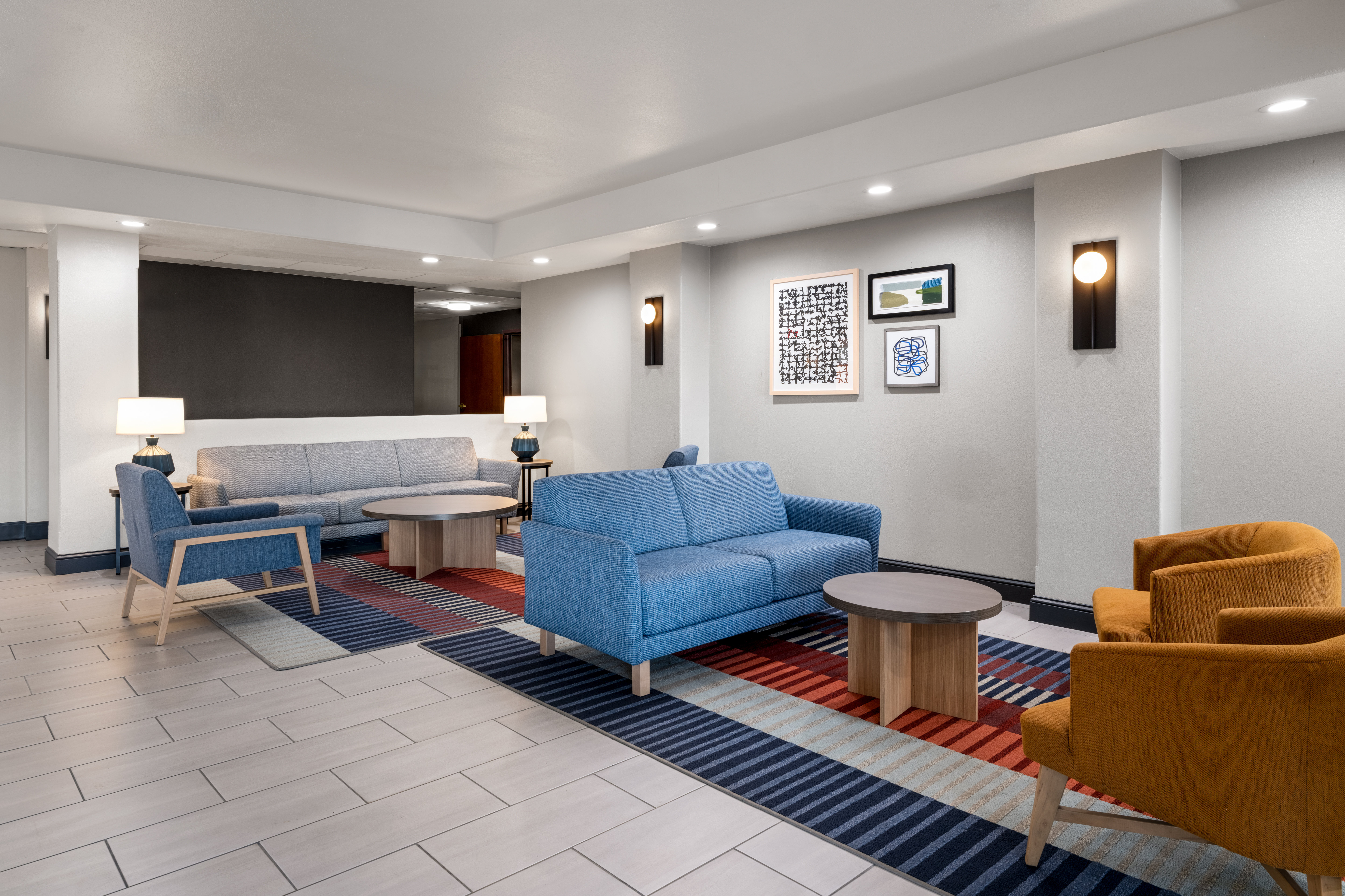 Holiday Inn Express Hotel And Suites Brookings 41/66