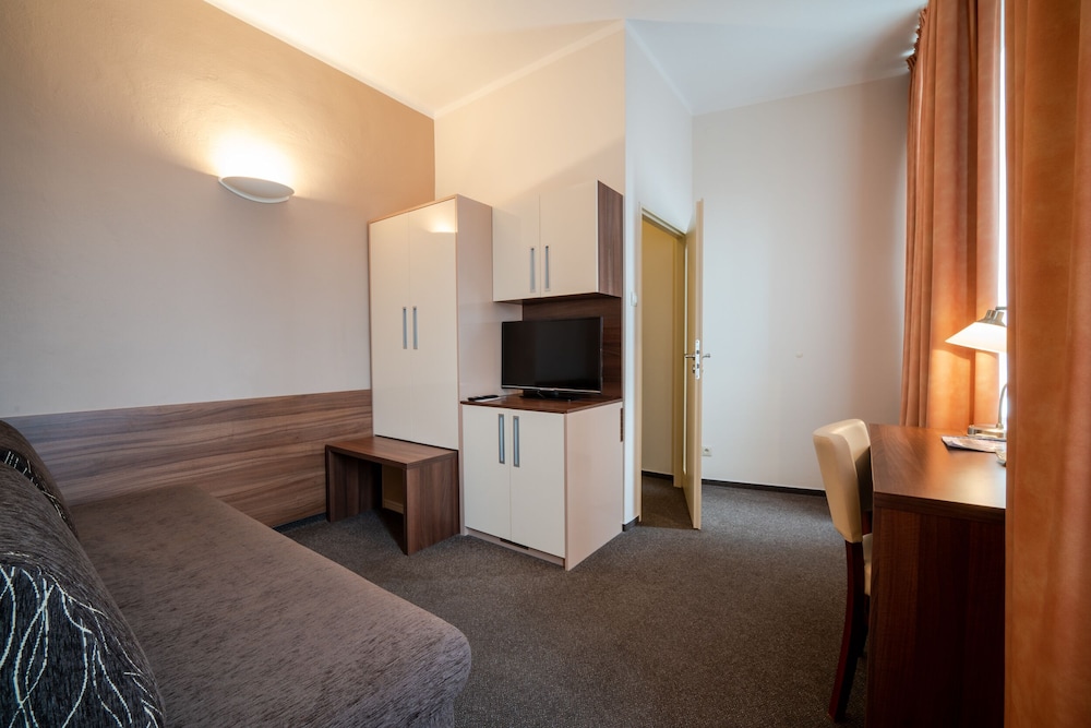 Best Western Hotel Grand 28/50