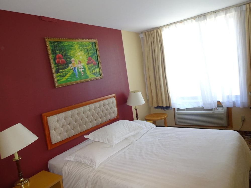 Flushing Hotel 26/60