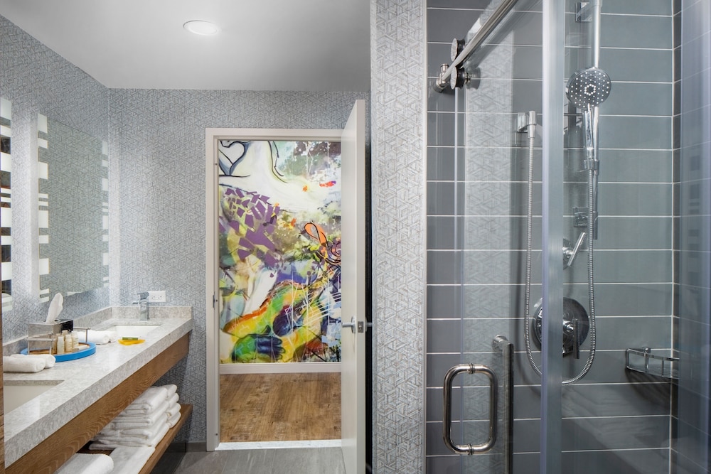 Hotel Indigo Gainesville-Celebration Pointe 14/71