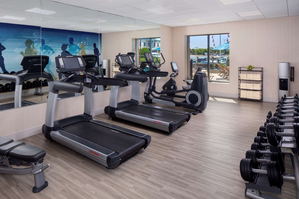 Hyatt Place Long Island East End 24/44