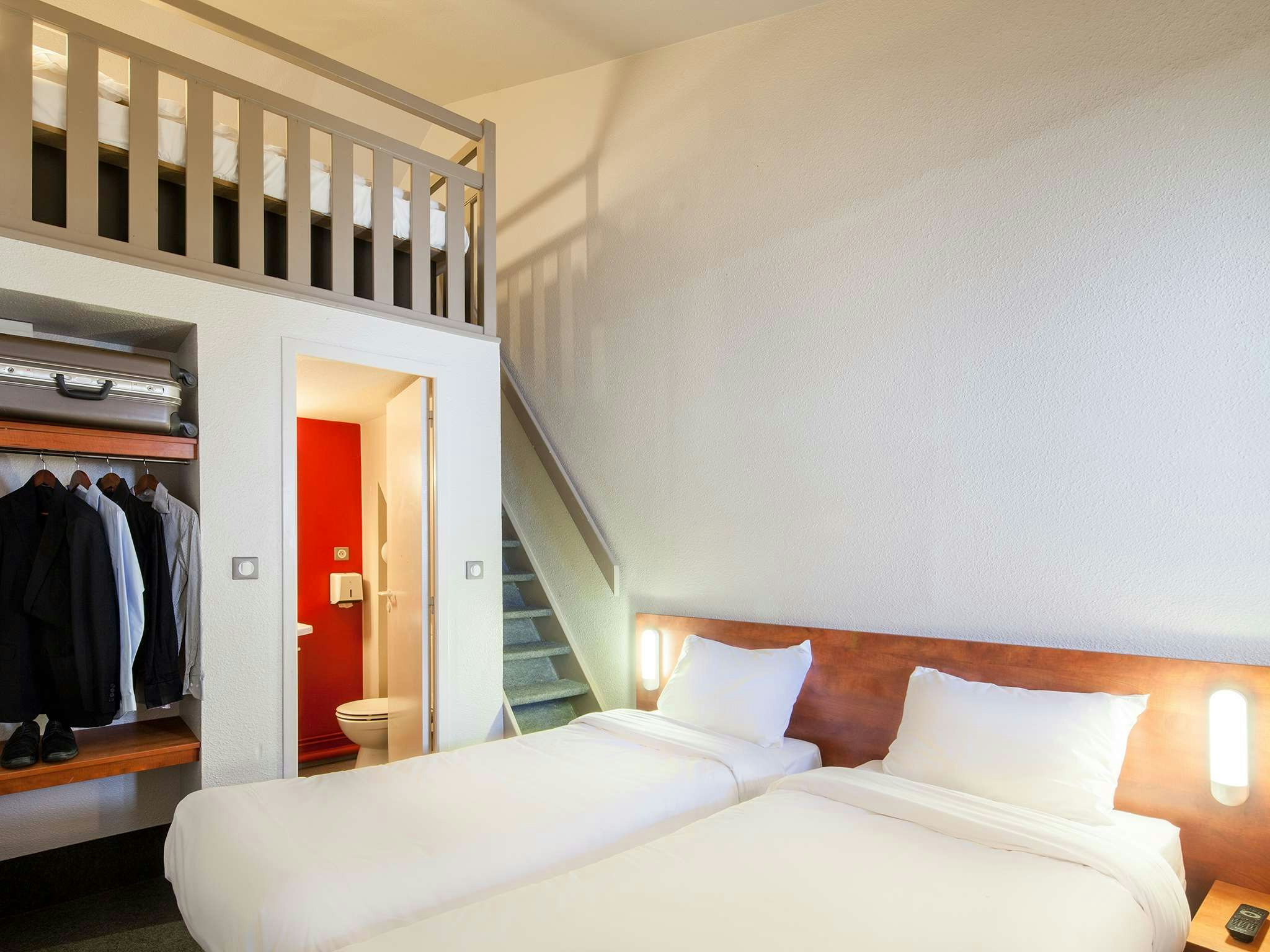 B&B Hotel Paris Porte Des Lilas 12/37