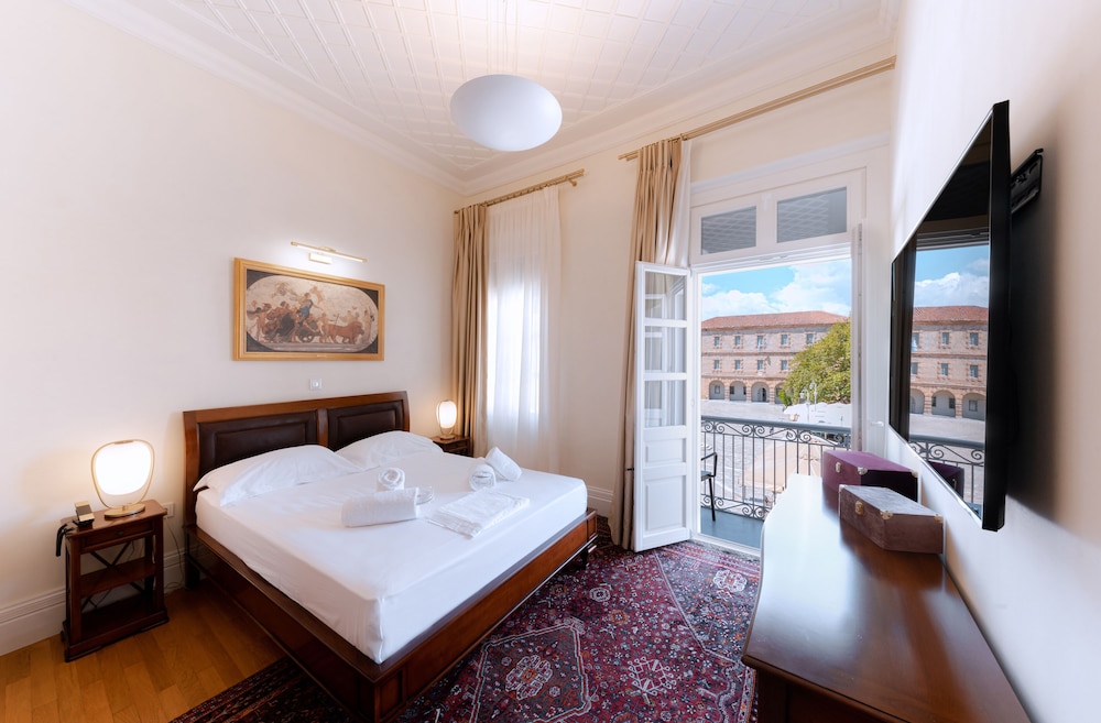 Castellano Hotel & Suites 18/63