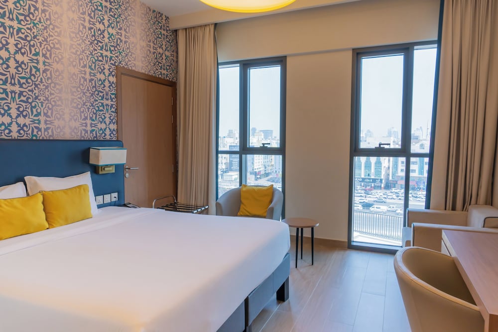 1 Bedroom, City View