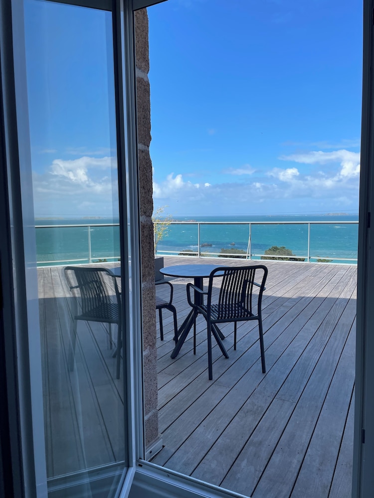 Hotel Les Costans the Originals Relais 38/50