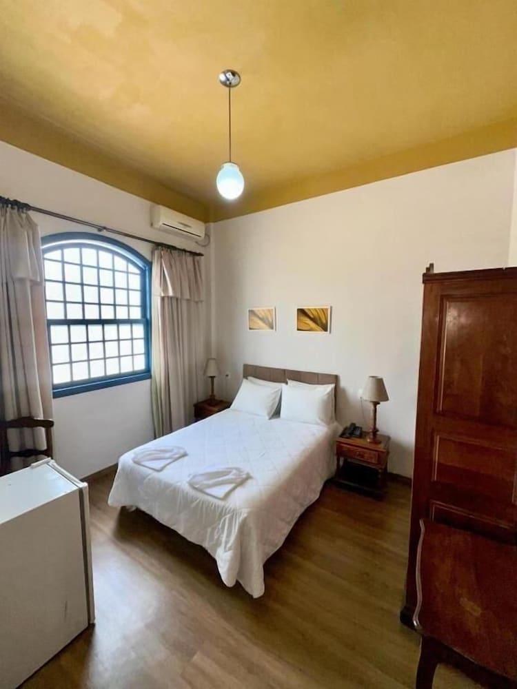 Hotel Lenheiros 25/61