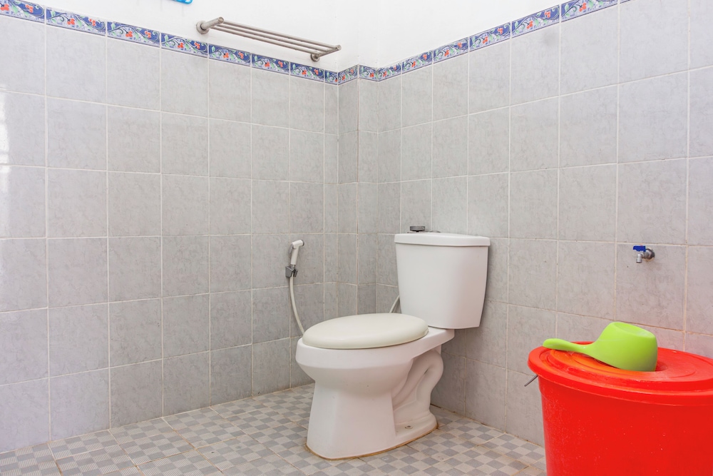 Hotel O Teluk Betung Near Bank Indonesia Formerly Wisma Pmi 36/36