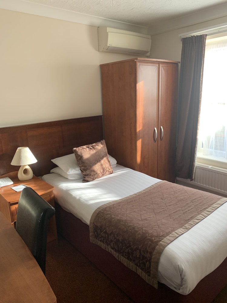 Best Western Claydon Hotel 14/73