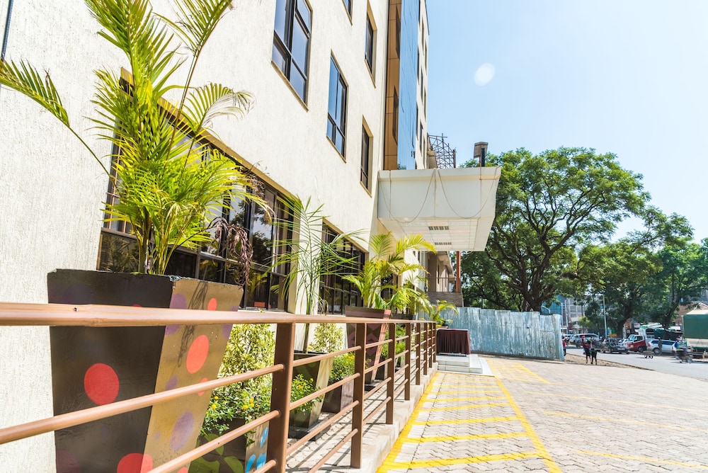 Eastmark Hotel 42/46