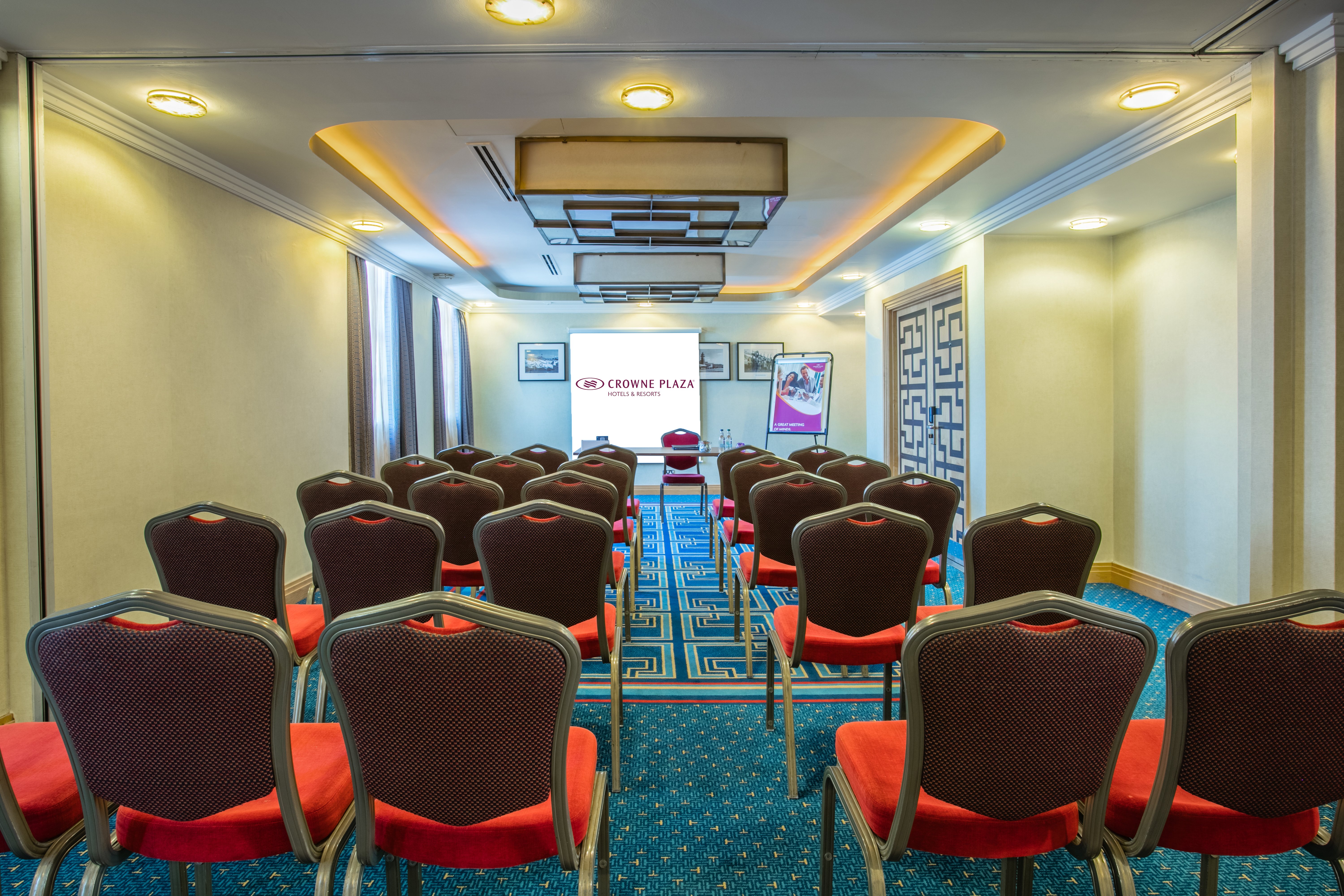 Crowne Plaza Liverpool John Lennon Airport 77/82