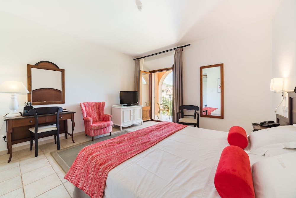 Cal Bisbe Hotel 13/70
