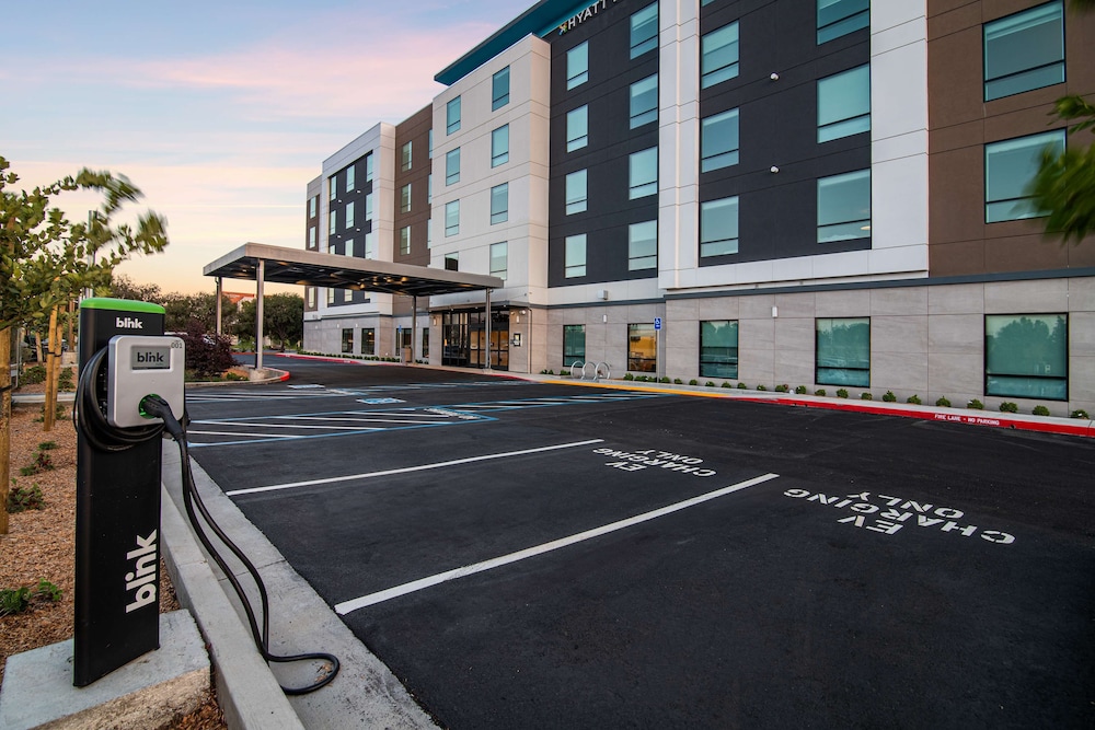 Hyatt Place Newark/Silicon Valley 60/64