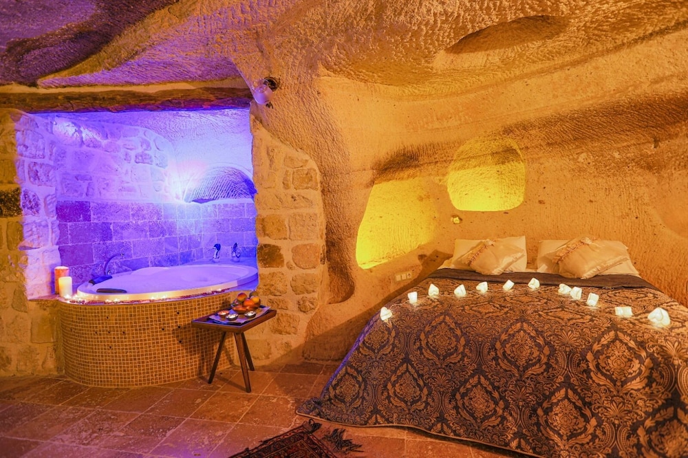 Sinasos Palace Cave Hotel 15/48