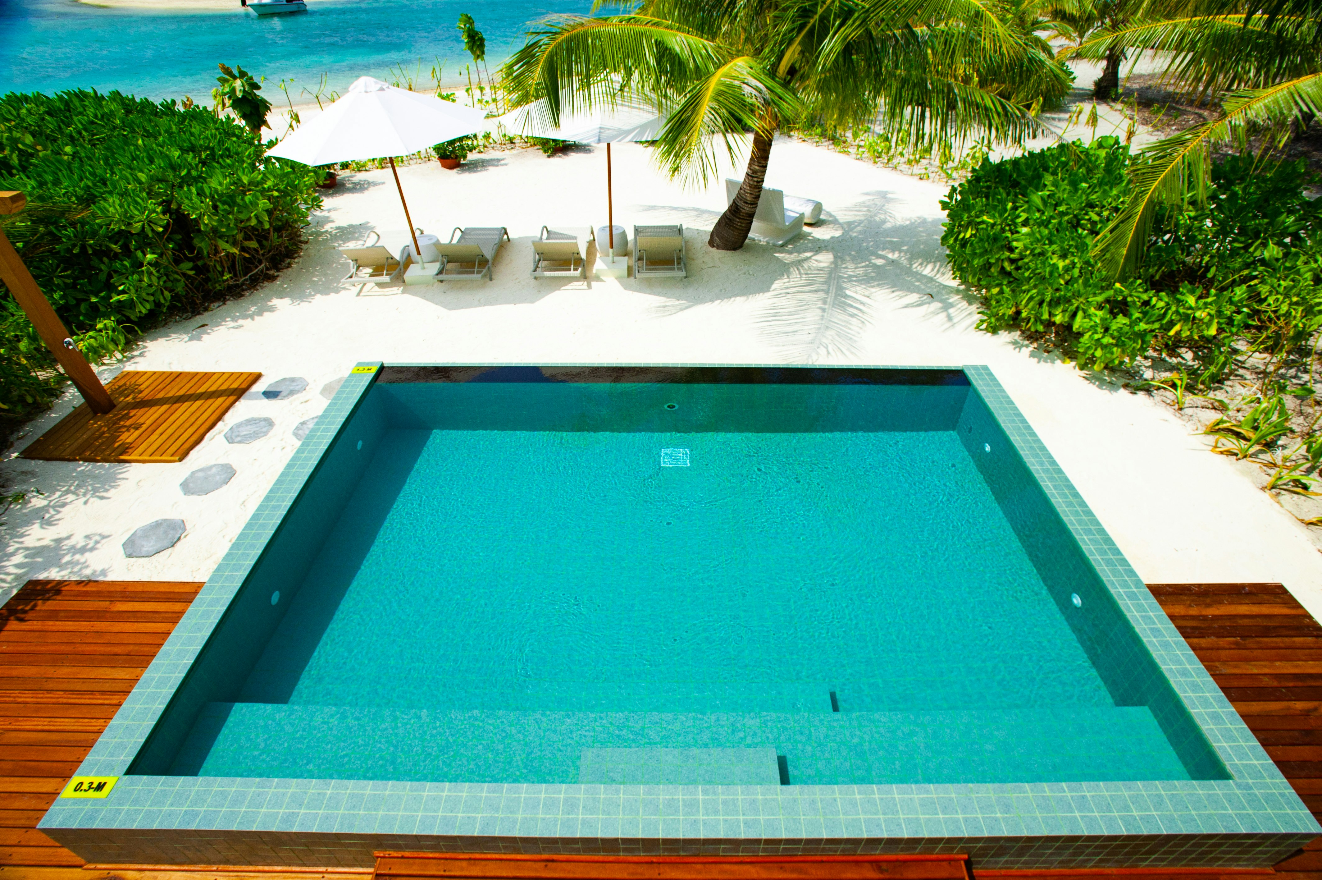 Kandooma Maldives 68/101
