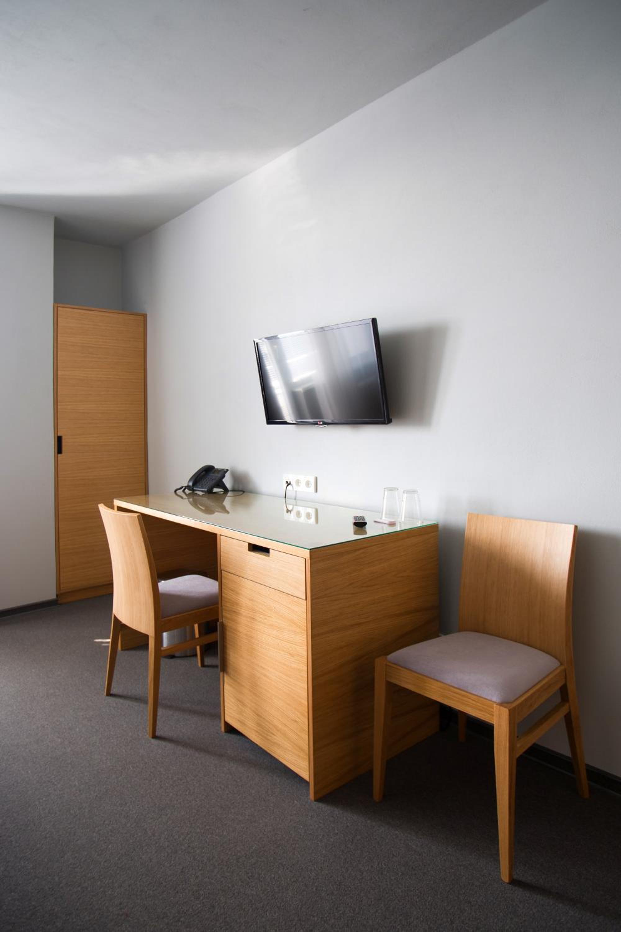 Hotel Atom Trebic 54/65