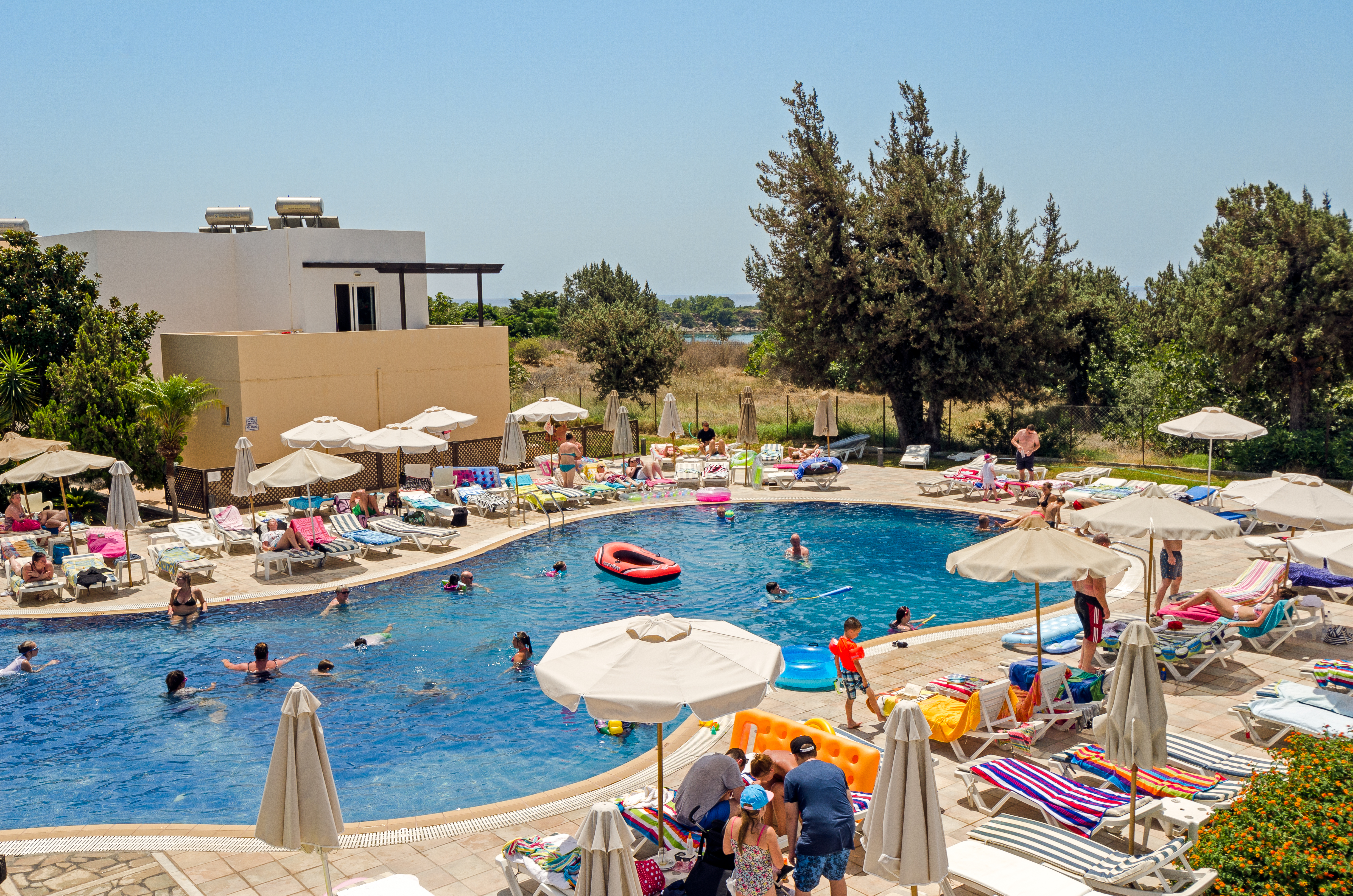 Matina Pefkos ApartHotel 58/68