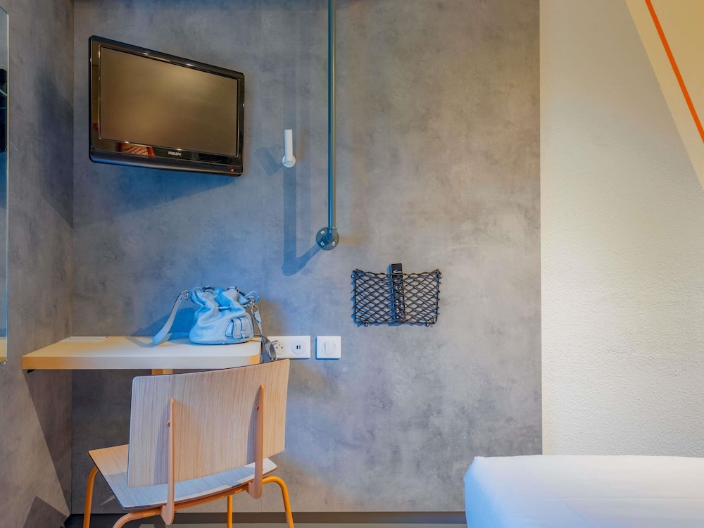 Ibis Budget Lyon L Isle D Abeau 41/62