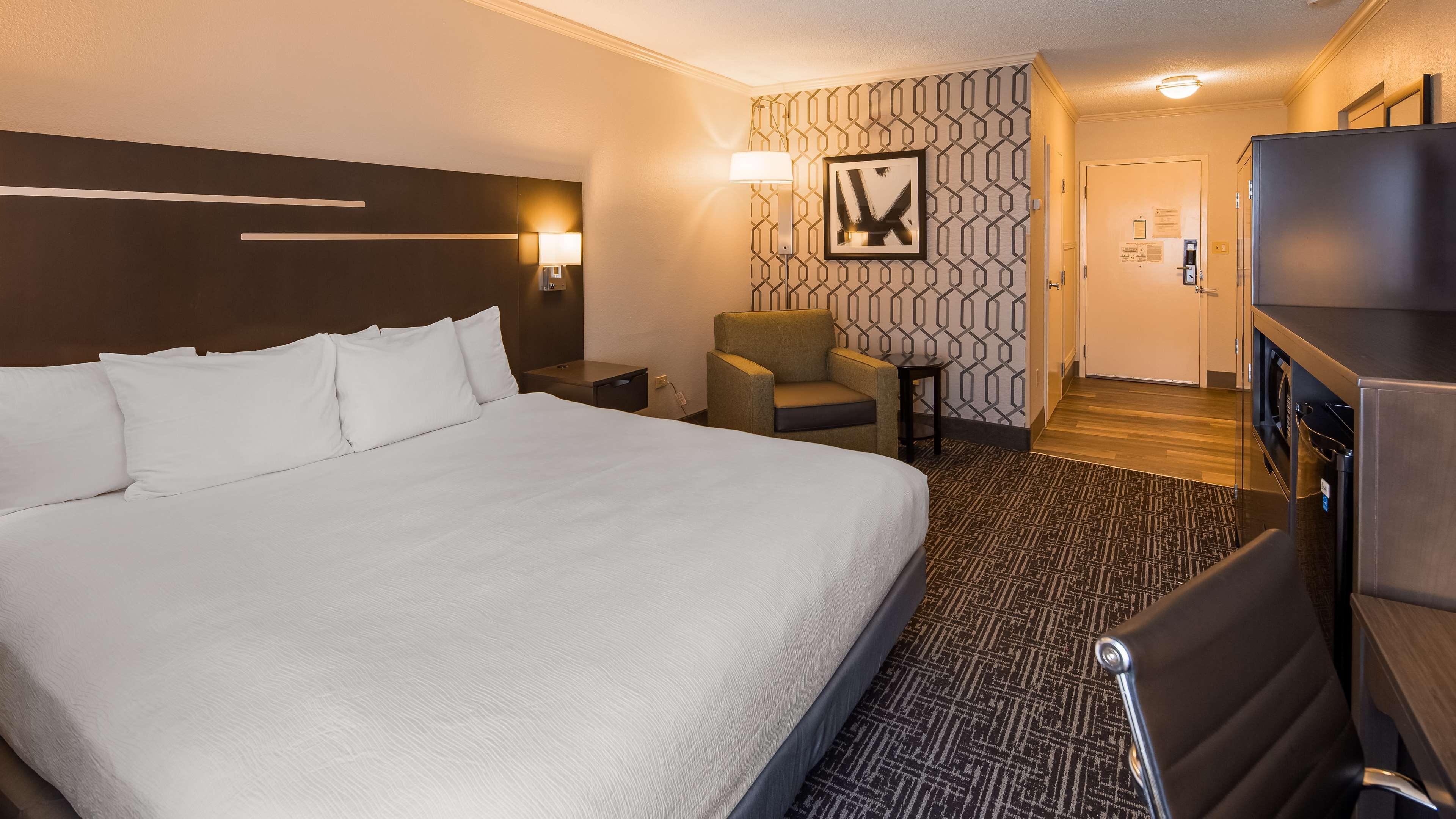 غرفة بسرير مزدوج لذوي الإعاقة، Best Western Plus Morristown Conference Center 2/4