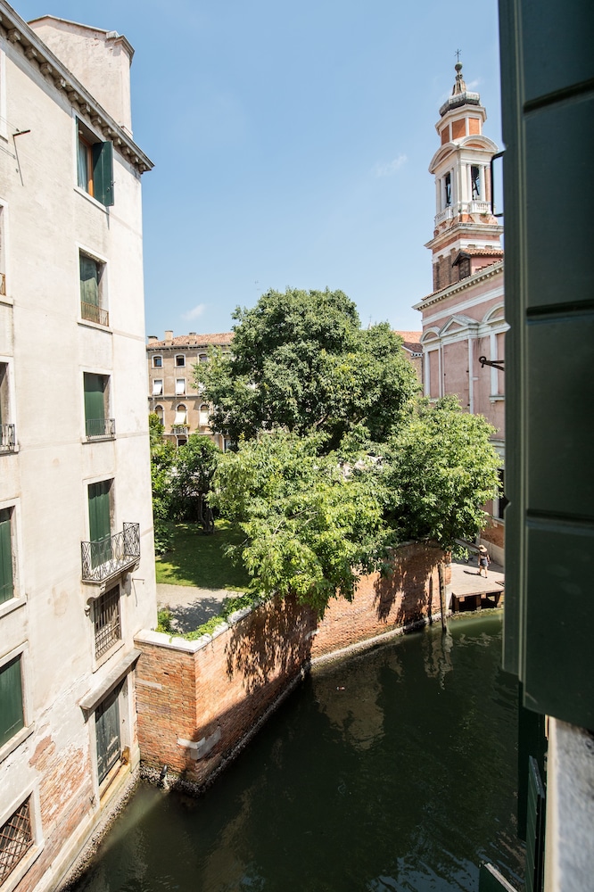 LOCANDA LEON BIANCO 42/50