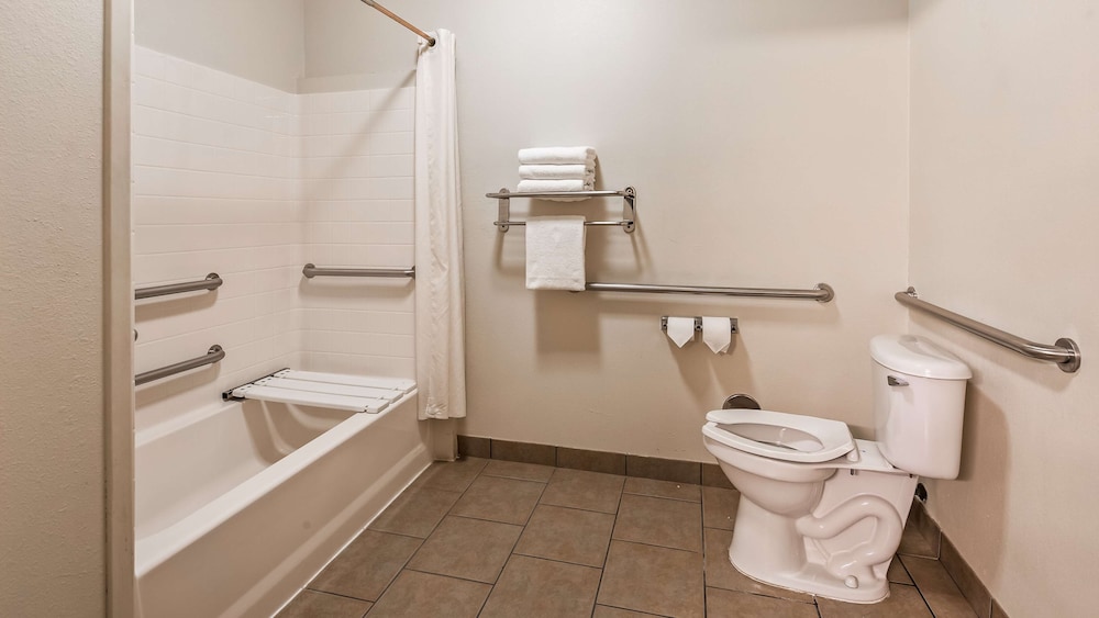 Best Western Executive Inn Jacksonville TX 8/23
